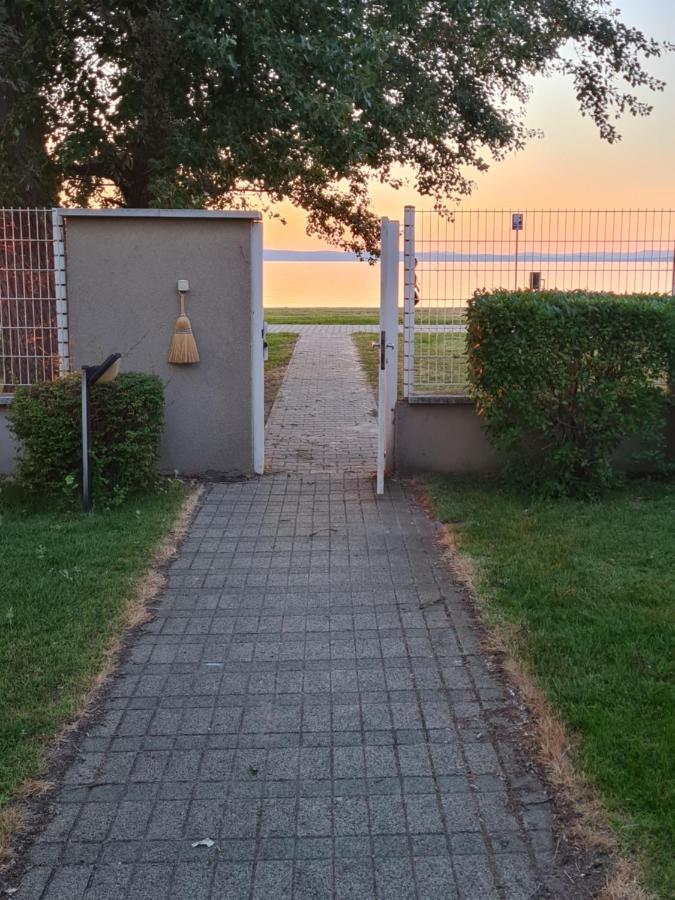 שיופוק Eda Beach Apartman מראה חיצוני תמונה